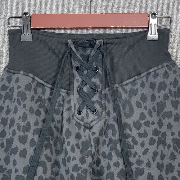 Victorias Secret Jogger Sweatpants Womens XS Gray Black Animal Print Lounge - Picture 3 of 16
